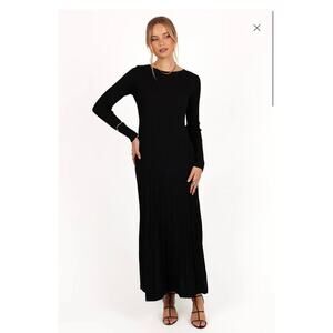 PETAL & PUP Alison Long Sleeve Maxi Dress - Black - Medium (New)
